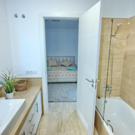 Vila Family Mosaico With Private Heated Pool, Bbq & Wifi By Holidays Costa Adeje (Tenerife)