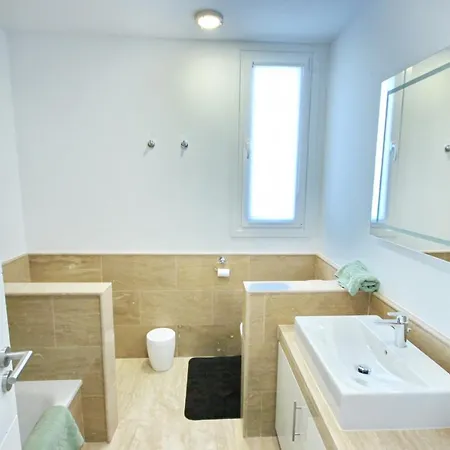 Vila Family Mosaico With Private Heated Pool, Bbq & Wifi By Holidays Costa Adeje (Tenerife)